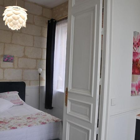 La Terrasse Facon Giverny - Gite 2 Personnes - Brain-sur-Allonnes Ngoại thất bức ảnh